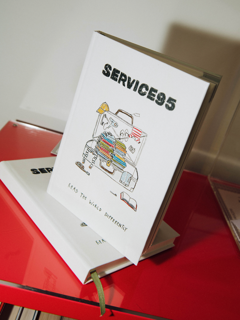 Service95 x Papier Reading Journal